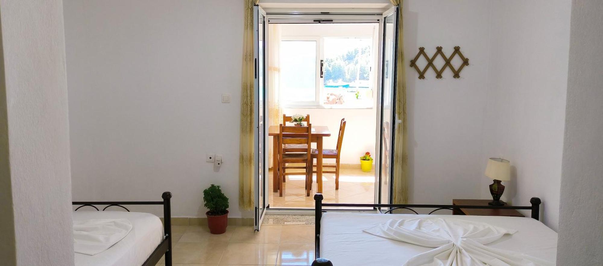 Natasha Rooms Himara Kültér fotó