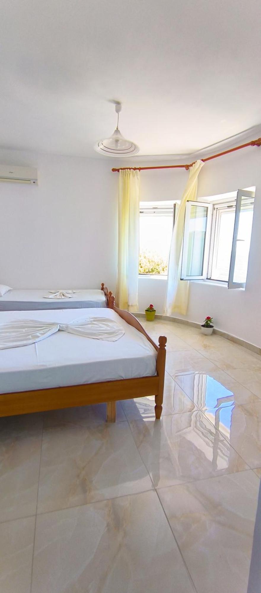 Natasha Rooms Himara Kültér fotó