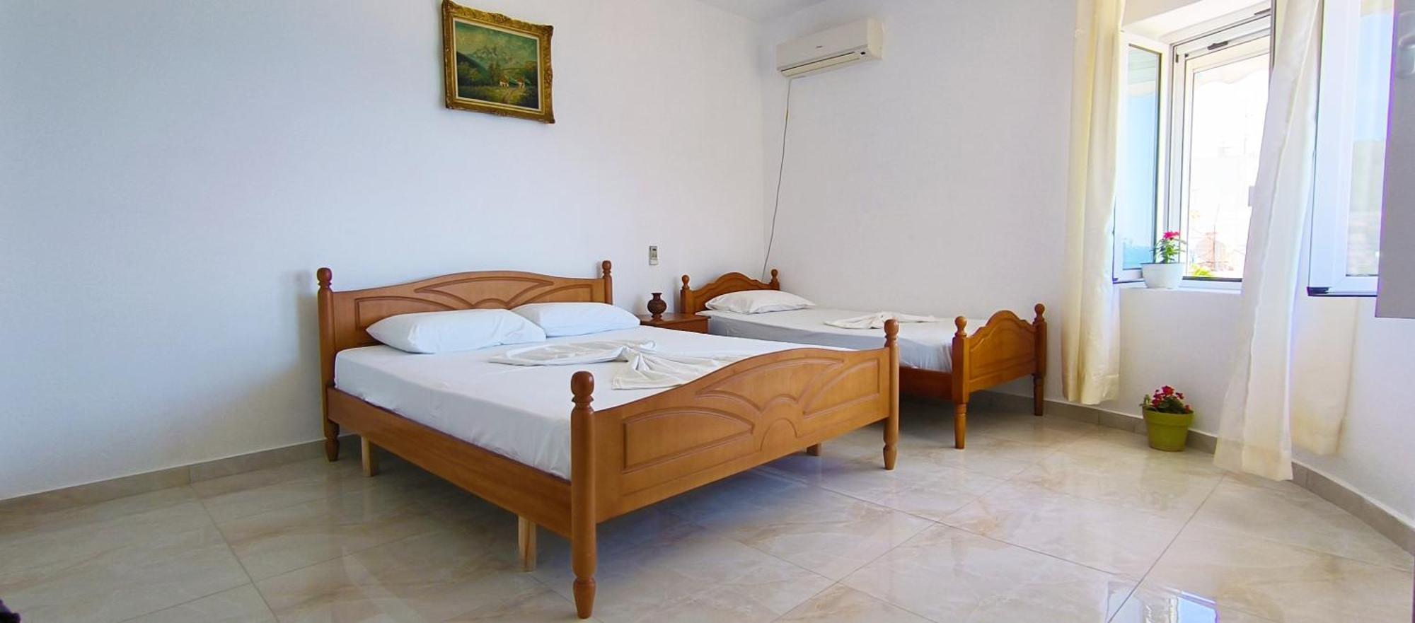 Natasha Rooms Himara Kültér fotó